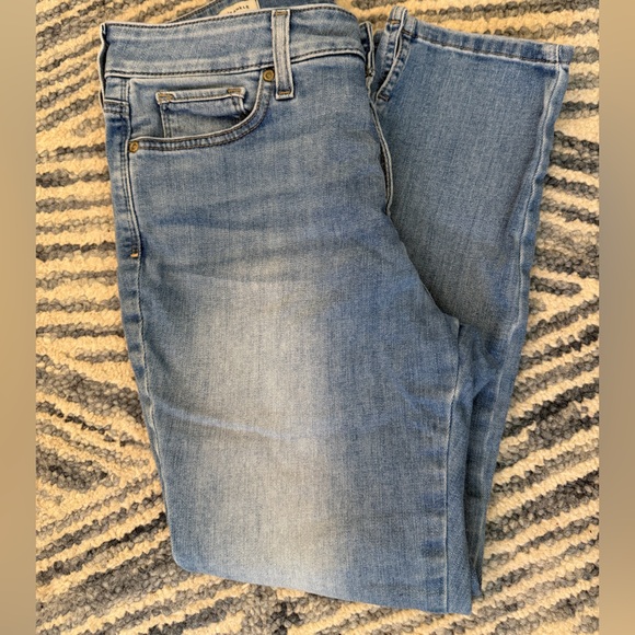 NYDJ AMI Skinny ankle size 10 P LiftXTuck Technology Light Distressed Wash Jean￼ - Picture 2 of 10